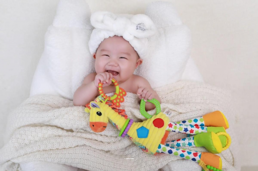 深圳1岁宝宝流鼻涕打喷嚏 深圳1岁宝宝流鼻涕打喷嚏